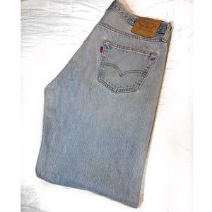 Vintage 501 Levi’s Jeans! Mom jeans size 36x32